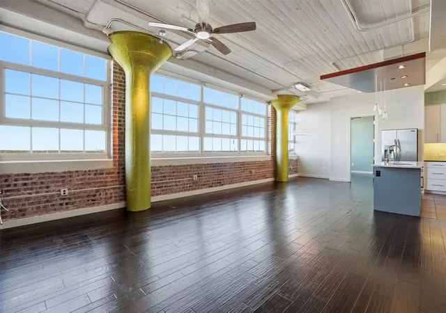 1st image of 2600 W 7th St #2508, Fort Worth, TX 76107 | MLS# 21320351