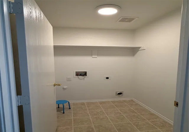 Photo 4 of Single family home for sale at 2648 Carmen Dr, Grand Prairie, TX 75052 | MLS# 21316606 | Listing updated on 2026-08-27