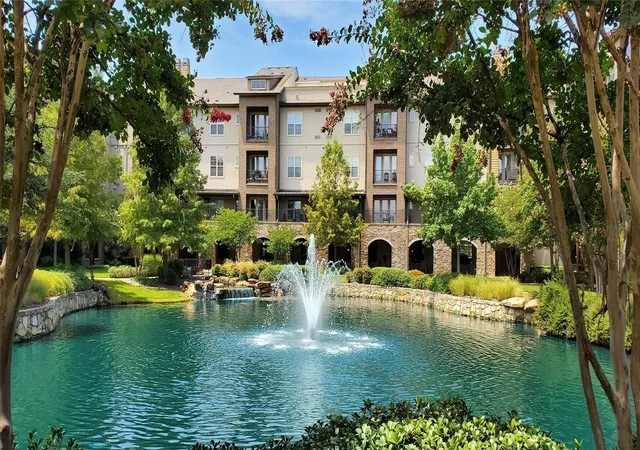 2nd image of 301 Watermere Dr, Southlake, TX 76092