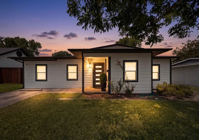 Photo 1 of Sale Pending at 813 Travis St, Garland, TX 75040 | MLS# 21315506 | Listing updated on 2026-08-27