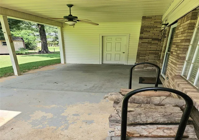 Photo 3 of Sale Pending at 2037 Darlington Ct, Shreveport, LA 71118 | MLS# 21320427 | Listing updated on 2026-07-07