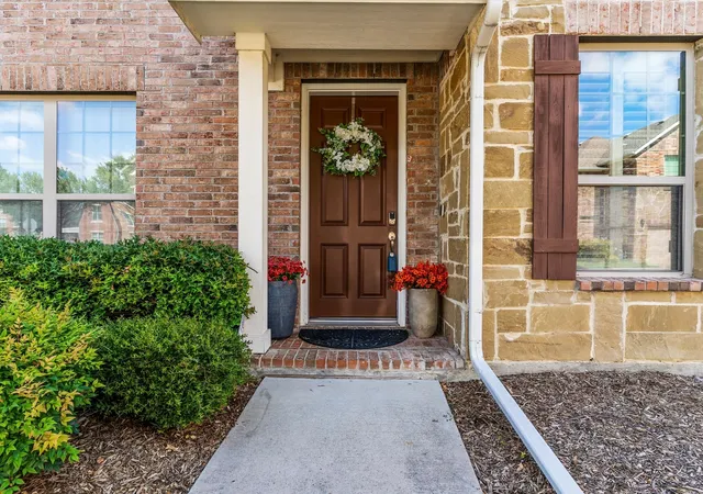 Photo 2 of Sale Pending at 627 Alexandra Ave, Richardson, TX 75081 | MLS# 21317539 | Listing updated on 2026-08-22