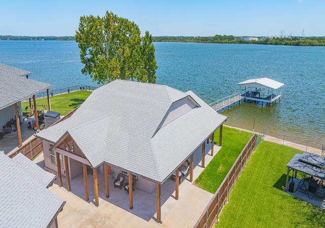 Photo 2 of Single family home for sale at 4323 Basswood Ct, Granbury, TX 76049 | MLS# 21320423 | Listing updated on 2026-10-07