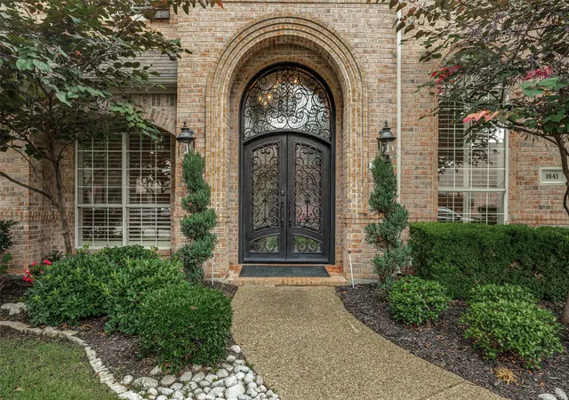 Photo 2 of Single family home for sale at 1641 Crockett Dr, Frisco, TX 75033 | MLS# 21300287 | Listing updated on 2026-08-27
