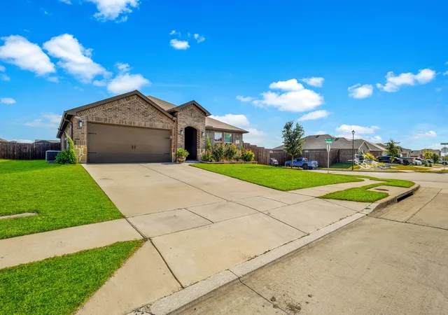 Homes for sale in Josephine, TX | 739 Meadow Creek Ln, Josephine, TX 75189 | MLS# 21318286