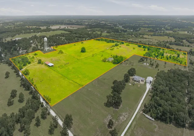 Photo 1 of Land for sale at 1439 Hcr 1432, Covington, TX 76636 | MLS# 21302885 | Listing updated on 2026-08-22