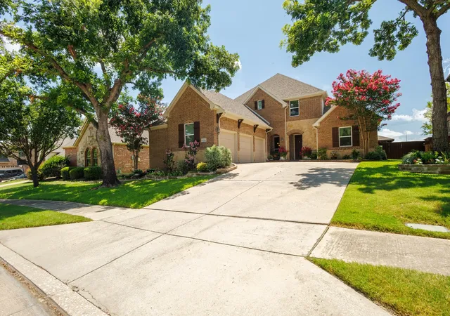 Photo 1 of Single family home for sale at 6514 Field Crest Ln, Sachse, TX 75048 | MLS# 21320471 | Listing updated on 2026-08-29