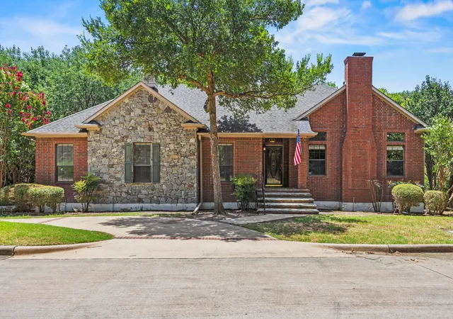 Homes for sale in Heath, TX | 1207 Valley Trl, Heath, TX 75032 | MLS# 21318056
