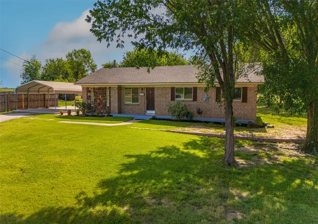 Photo 1 of Single family home for sale at 6388 Fm 2071, Gainesville, TX 76240 | MLS# 21319021 | Listing updated on 2026-08-22