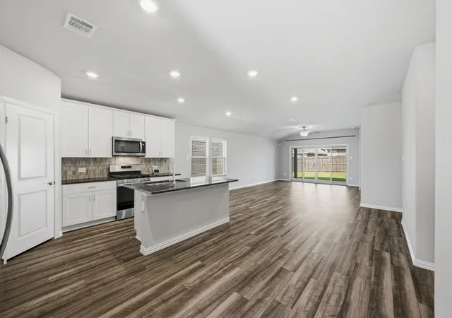5th image of 3020 Dixondale Dr, Fort Worth, TX 76108 | MLS# 21319916