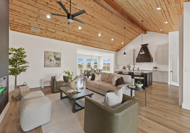 Photo 4 of Single family home for sale at 2742 Sundown Dr, Kaufman, TX 75142 | MLS# 21320553 | Listing updated on 2026-08-17