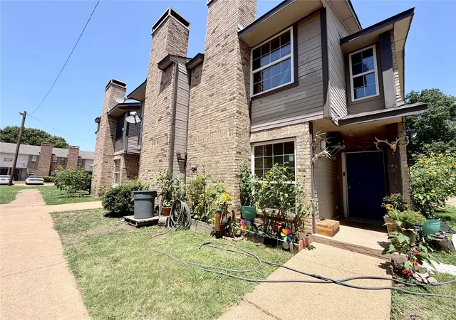 Photo 4 of House for sale at 8001 Rothington Rd #31-37, Dallas, TX 75227 | MLS# 21320600 | Listing updated on 2026-09-04