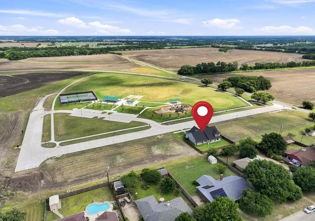 Photo 1 of Single family home for sale at 512 Bandera Dr, Howe, TX 75459 | MLS# 21320599 | Listing updated on 2026-08-22