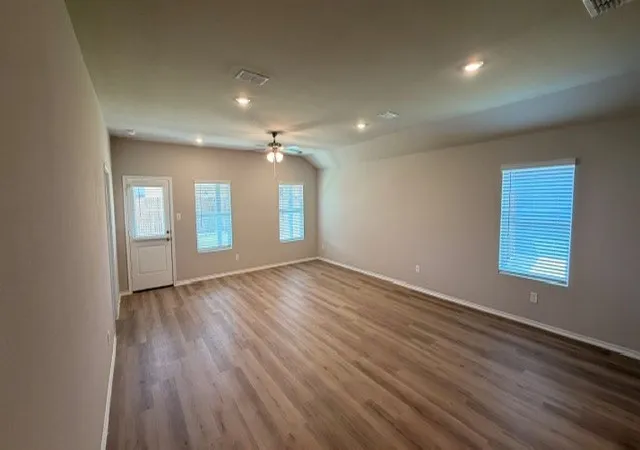 Photo 3 of Single family home for sale at 116 Branch St, Bridgeport, TX 76426 | MLS# 21317651 | Listing updated on 2026-08-05