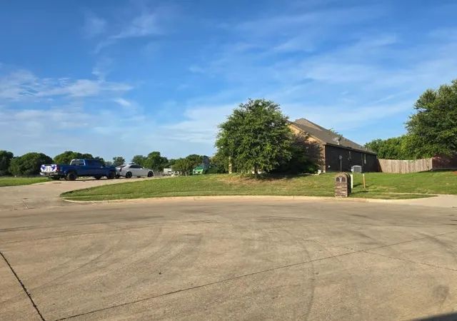 Homes for sale in Red Oak, TX | 104 Anthony Ln, Red Oak, TX 75154 | MLS# 21317501