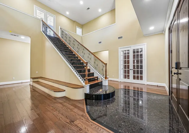 Photo 3 of Mansion for sale at 2237 High Country Dr, Carrollton, TX 75007 | MLS# 21315104 | Listing updated on 2026-09-03