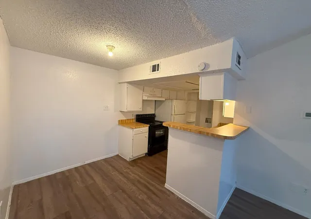 Homes for sale in Dallas, TX | 7152 Fair Oaks Ave #2166, Dallas, TX 75231 | MLS# 21320654