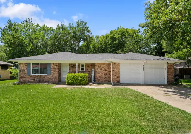 Homes for sale in Greenville, TX | 6204 Sayle St, Greenville, TX 75402 | MLS# 21303190