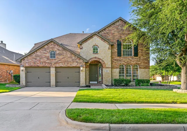 Homes for sale in Keller, TX | 2005 Old York Dr, Keller, TX 76248 | MLS# 21320562