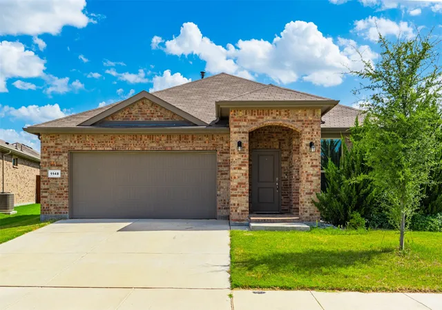 Photo 1 of Single family home for sale at 1148 Gillespie Dr, Justin, TX 76247 | MLS# 21313242 | Listing updated on 2026-09-03