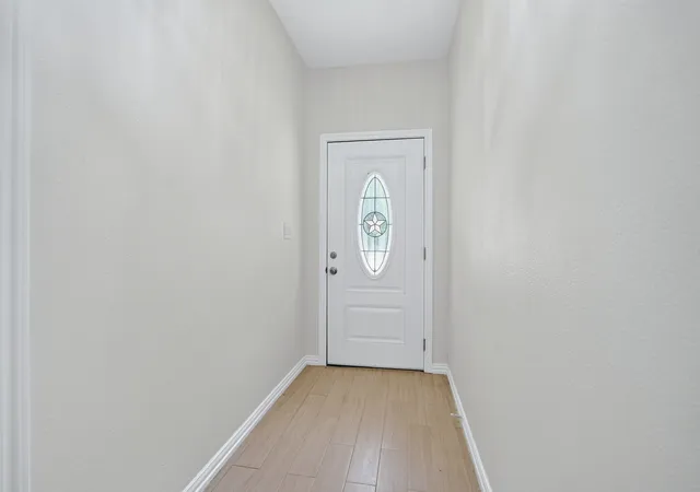 Photo 2 of Single family home for sale at 373 5th St Nw, Paris, TX 75460 | MLS# 21320507 | Listing updated on 2026-10-05