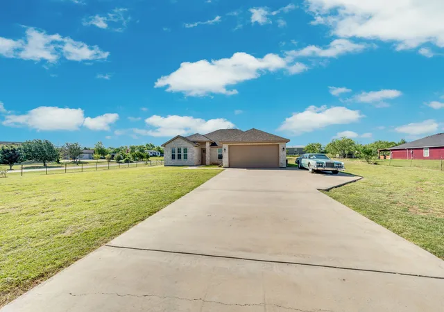 Homes for sale in Venus, TX | 656 Bunk House Rd, Venus, TX 76084 | MLS# 21317058
