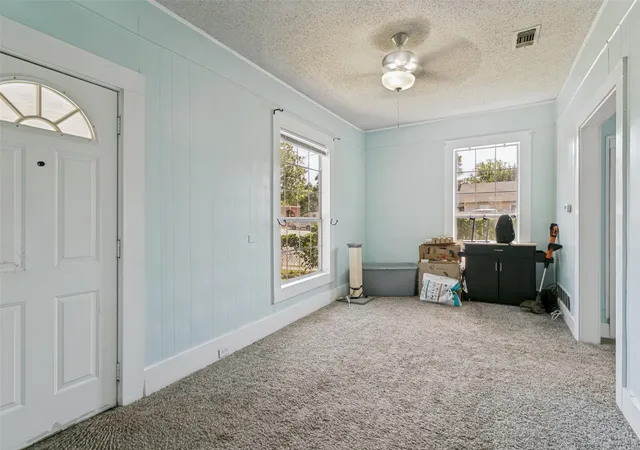 Photo 2 of Single family home for sale at 3332 Avenue I, Fort Worth, TX 76105 | MLS# 21317436 | Listing updated on 2026-08-28