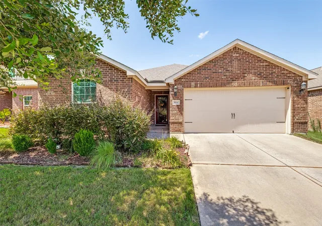 Photo 1 of Single family home for sale at 1614 Park Trails Blvd, Princeton, TX 75407 | MLS# 21318927 | Listing updated on 2026-08-19