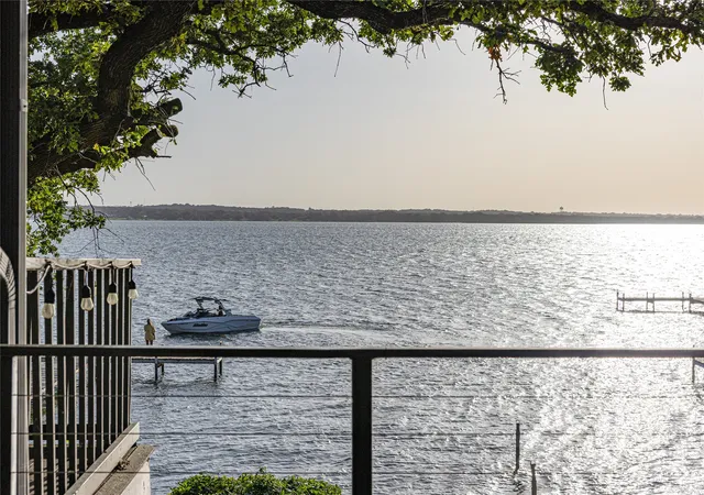 3rd image of 9999 Boat Club Rd #601, Fort Worth, TX 76179 | MLS# 21316601