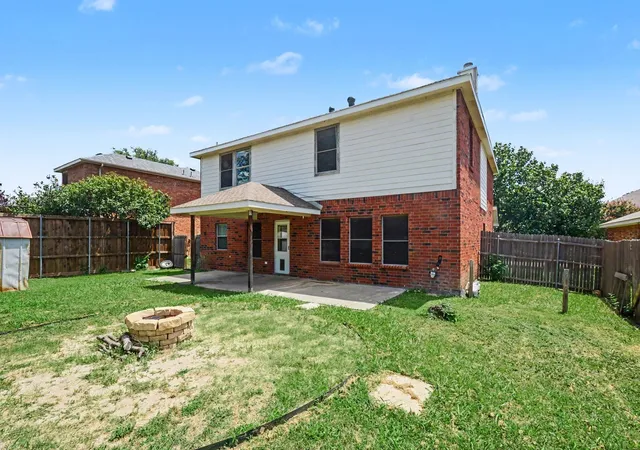 Homes for sale in Denton, TX | 3425 Hermalinda Dr, Denton, TX 76207 | MLS# 21318836