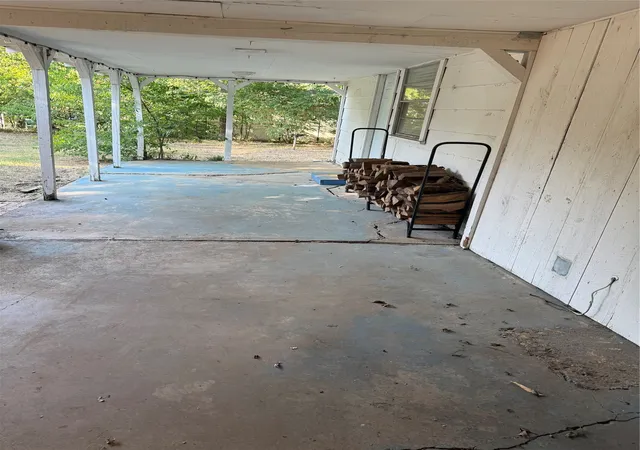 12th image of 107 Se Harris St, Burleson, TX 76028 | MLS# 21320744