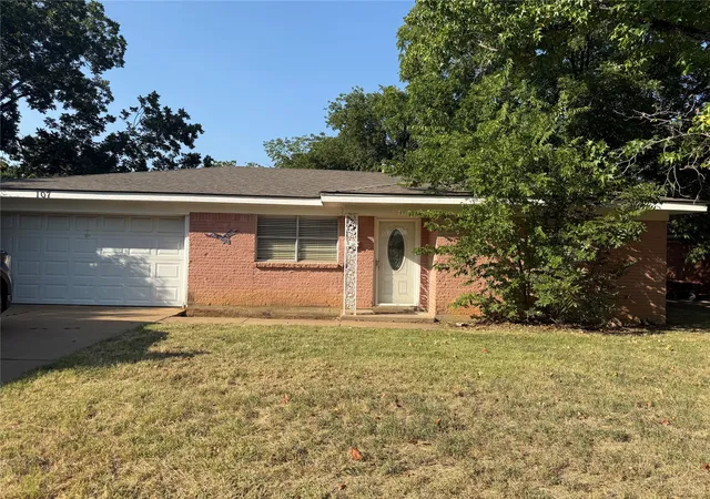 1st image of 107 Se Harris St, Burleson, TX 76028 | MLS# 21320744