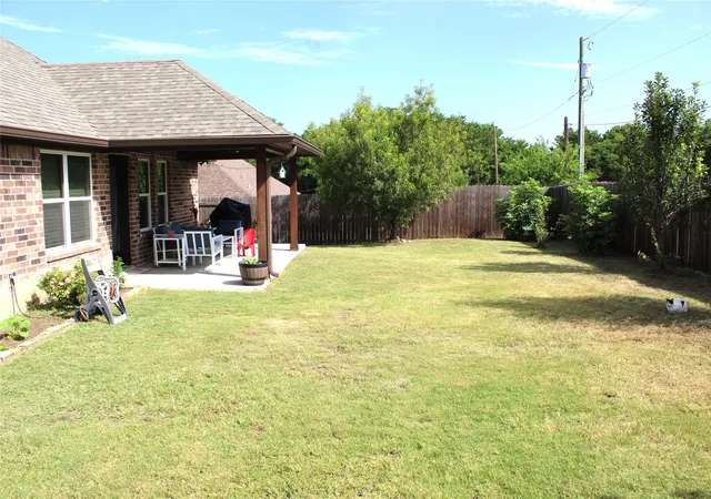 Homes for sale in Stephenville, TX | 219 Prairie Wind Blvd, Stephenville, TX 76401 | MLS# 21319570