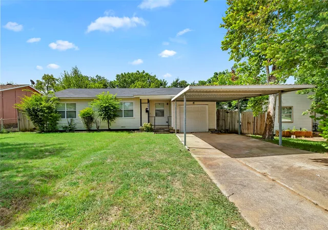 Homes for sale in Irving, TX | 2308 Muret St, Irving, TX 75062 | MLS# 21316269