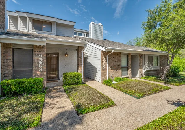 Photo 2 of Condo for sale at 17490 Meandering Wy #2203, Dallas, TX 75252 | MLS# 21318696 | Listing updated on 2026-07-04