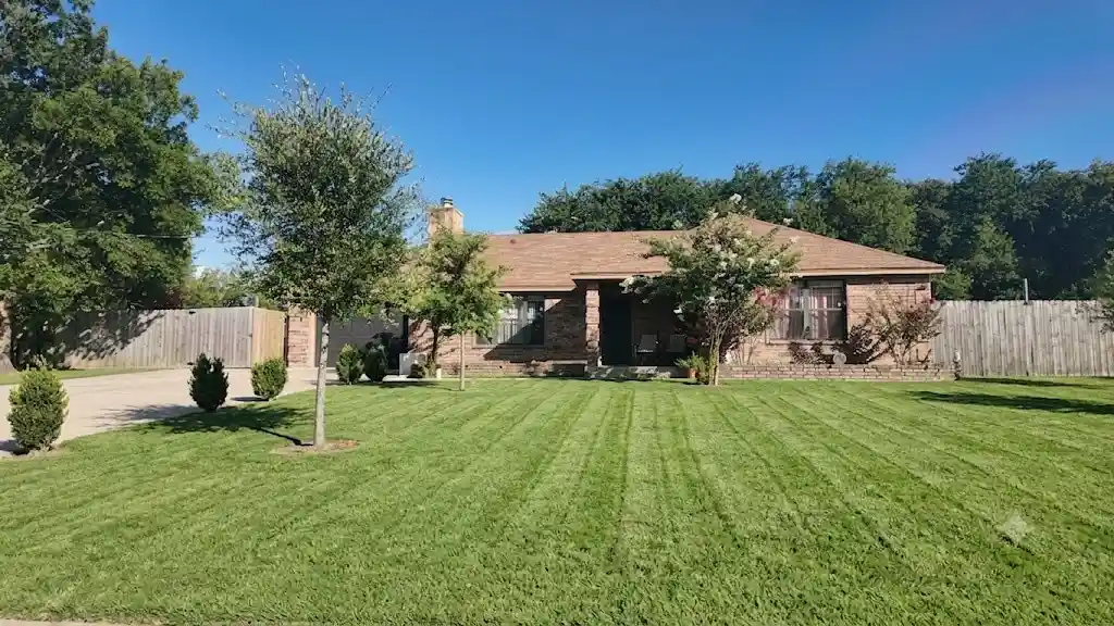 Photo 1 of Single family home for sale at 2532 Plaza Blvd, Dallas, TX 75241 | MLS# 21319291 | Listing updated on 2026-10-13