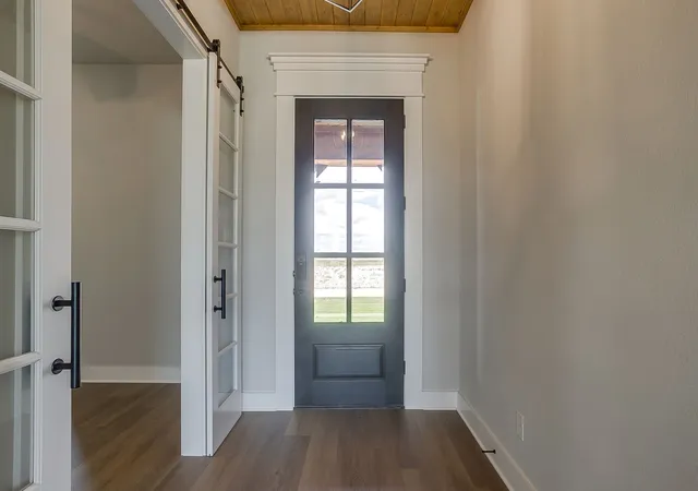 Photo 3 of Single family home for sale at 10121 Baldy Mountain Dr, Waxahachie, TX 75167 | MLS# 21320756 | Listing updated on 2026-07-24