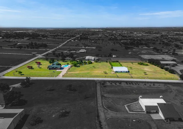 Photo 3 of Single family home for sale at 2200 White Ln, Haslet, TX 76052 | MLS# 21313209 | Listing updated on 2026-08-27