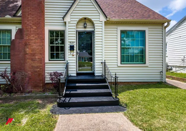 2nd image of 839 Columbia St, Shreveport, LA 71104 | MLS# 21320812