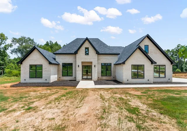 Photo 3 of Single family home for sale at 115 Cottonwood Cir, Hallsville, TX 75605 | MLS# 21320440 | Listing updated on 2026-09-20