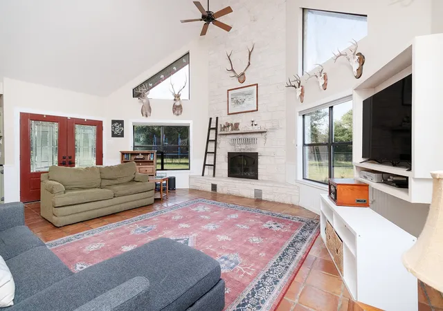 Photo 4 of Single family home for sale at 28 Cr 458, Brady, TX 76825 | MLS# 21317520 | Listing updated on 2026-07-16