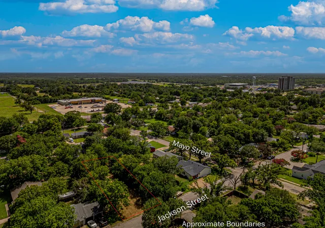 Photo 2 of Land for sale at 1505 Jackson St, Commerce, TX 75428 | MLS# 21320534 | Listing updated on 2026-07-16