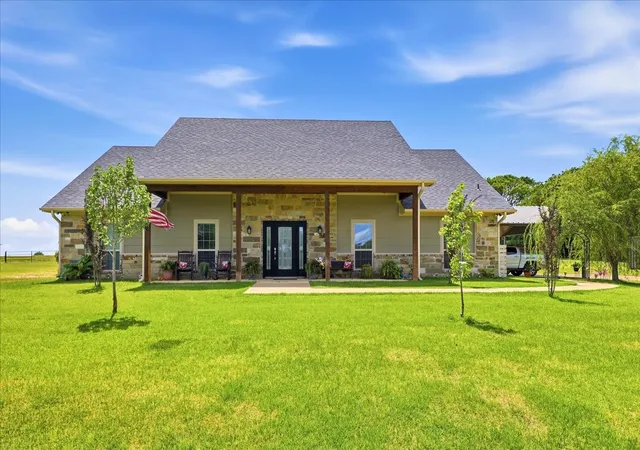 Homes for sale in Malakoff, TX | 12800 County Road 1311, Malakoff, TX 75148 | MLS# 21320903