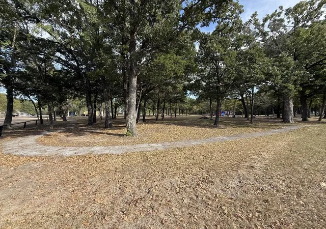 Photo 3 of Land for sale at 0 Brokenbow Dr, Mabank, TX 75156 | MLS# 21320908 | Listing updated on 2026-09-30