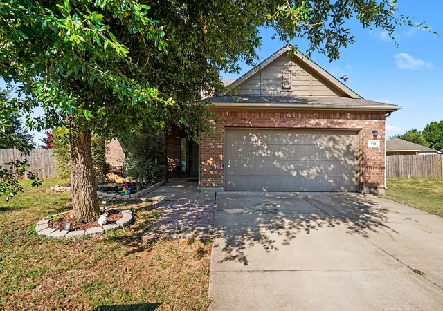 Homes for sale in Crowley, TX | 919 Keel Line Ct, Crowley, TX 76036 | MLS# 21320912