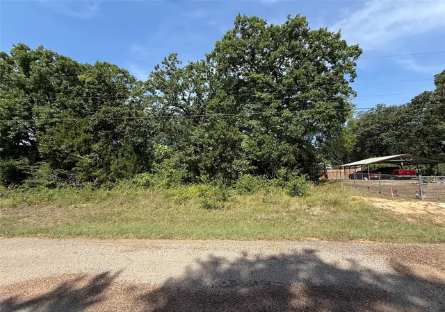 Homes for sale in Mabank, TX | 150 Running Deer Rd, Mabank, TX 75156 | MLS# 21320927