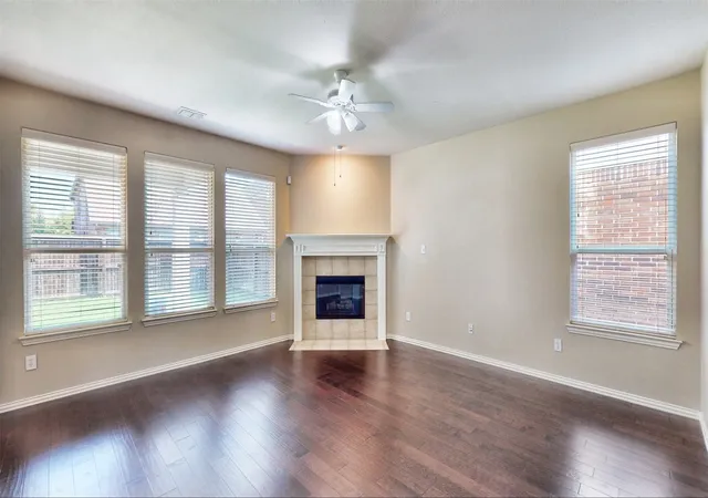 2nd image of 413 Perkins Dr, Lantana, TX 76226 | MLS# 21318287