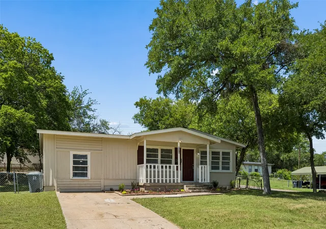 Photo 3 of Single family home for sale at 5170 Cardiff St, Dallas, TX 75241 | MLS# 21315293 | Listing updated on 2026-08-25