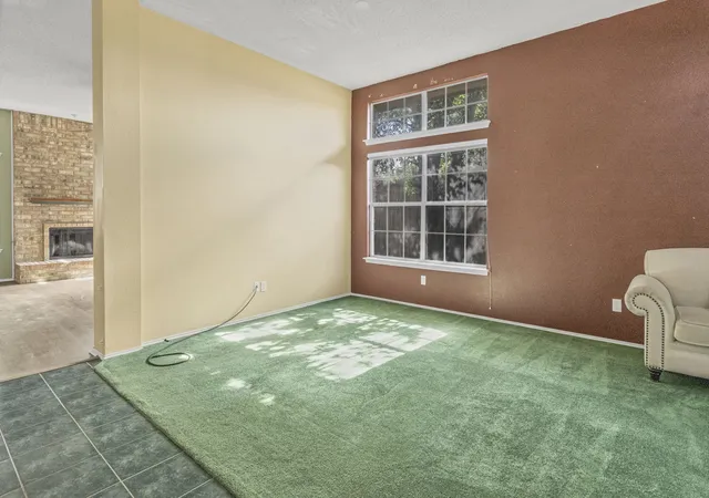 Photo 3 of Sale Pending at 810 Moore St, Cedar Hill, TX 75104 | MLS# 21321041 | Listing updated on 2026-07-22
