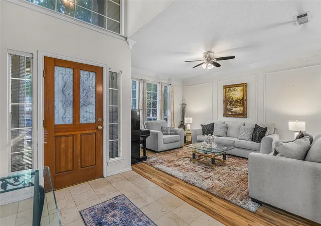 Photo 2 of Sale Pending at 4105 Crest Ridge Dr, Irving, TX 75061 | MLS# 21320480 | Listing updated on 2026-08-28